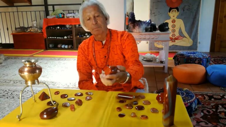 Proprietà della Pietra Corniola: Benefici e Usi